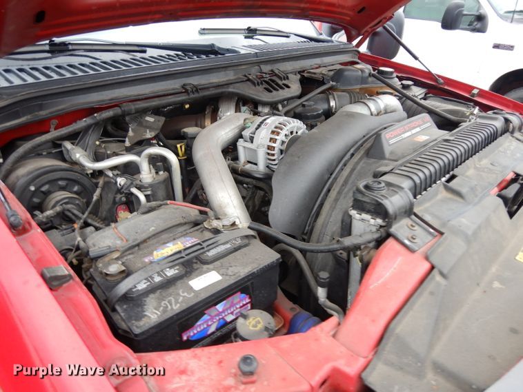 image for item DH5529 2004 Ford F550 Super Duty  Crew Cab utility bed truck