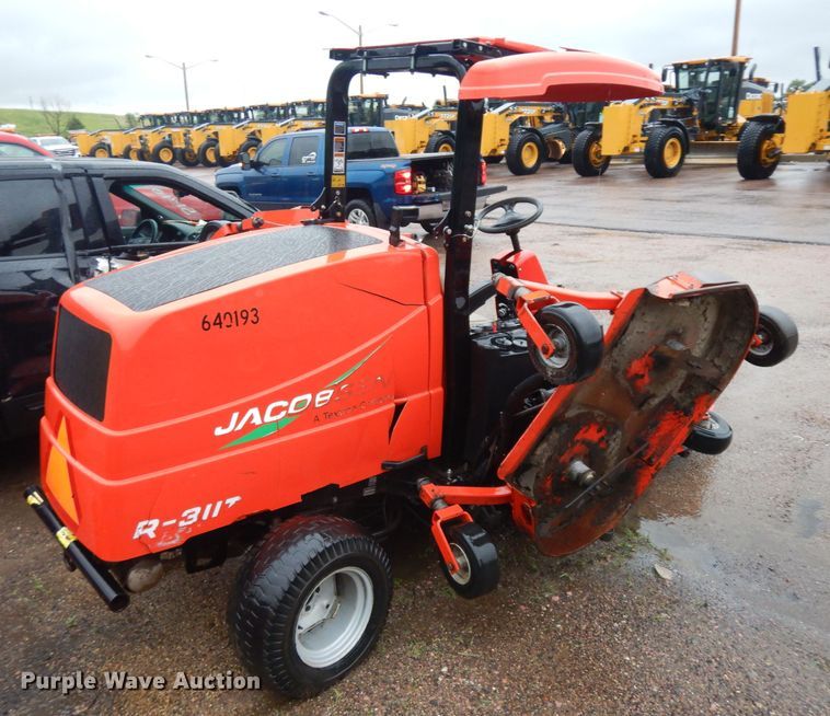 image for item DH5531 2012 Jacobsen R311T lawn mower