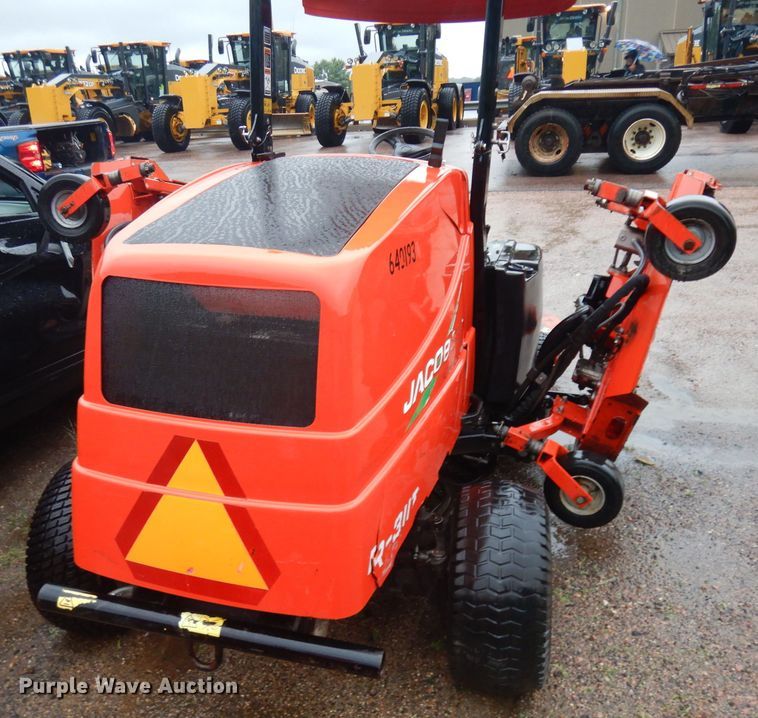 image for item DH5531 2012 Jacobsen R311T lawn mower