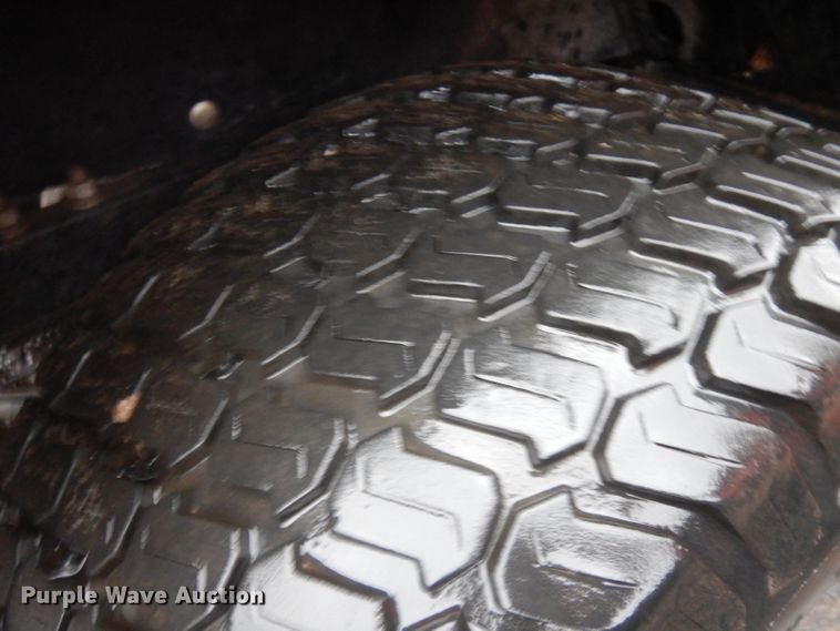 image for item DH5531 2012 Jacobsen R311T lawn mower