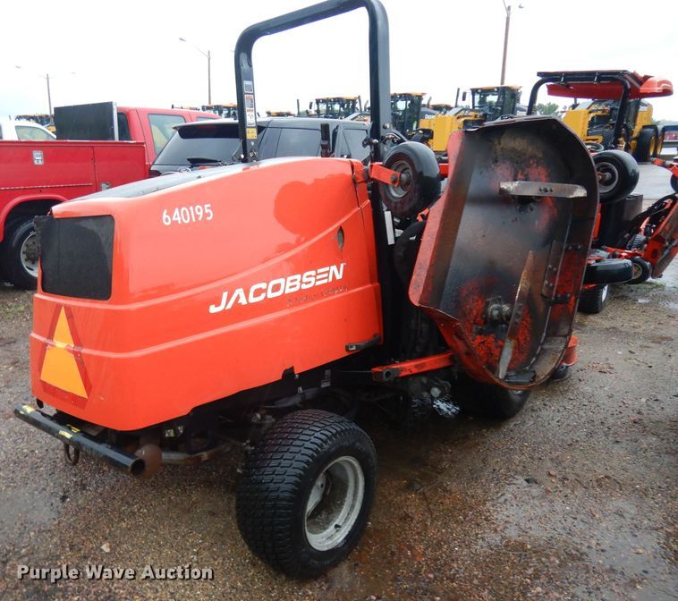 image for item DH5532 2010 Jacobsen R311T lawn mower