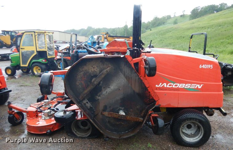 image for item DH5532 2010 Jacobsen R311T lawn mower