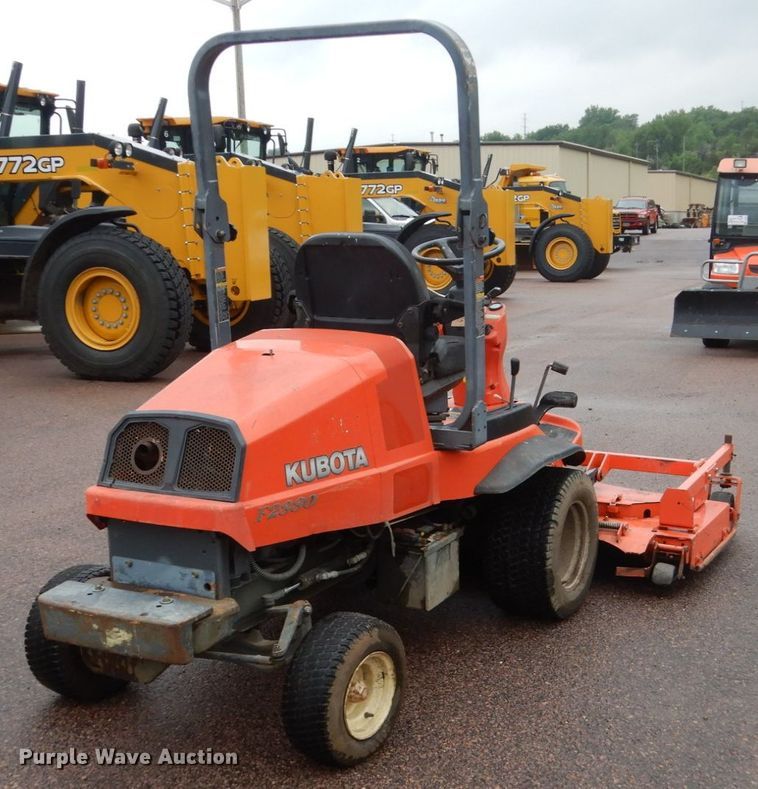 image for item DH5533 2007 Kubota F2880 lawn mower