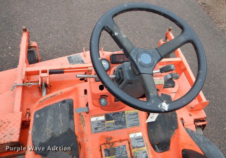 image for item DH5533 2007 Kubota F2880 lawn mower