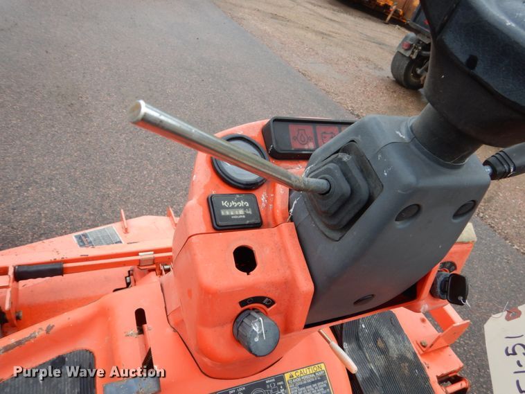 image for item DH5533 2007 Kubota F2880 lawn mower