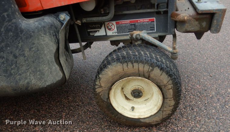 image for item DH5533 2007 Kubota F2880 lawn mower