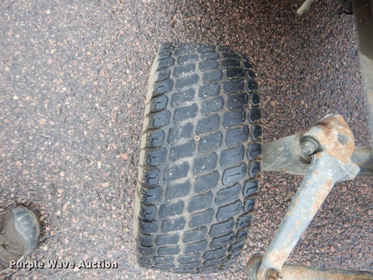 image for item DH5533 2007 Kubota F2880 lawn mower