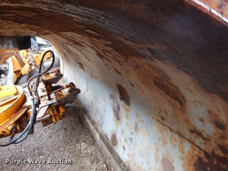 image for item DH5541 (6) snow plows