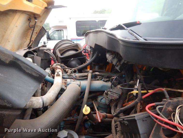 image for item DH5543 2006 International 7400  dump truck