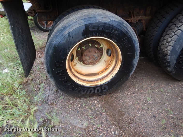 image for item DH5543 2006 International 7400  dump truck