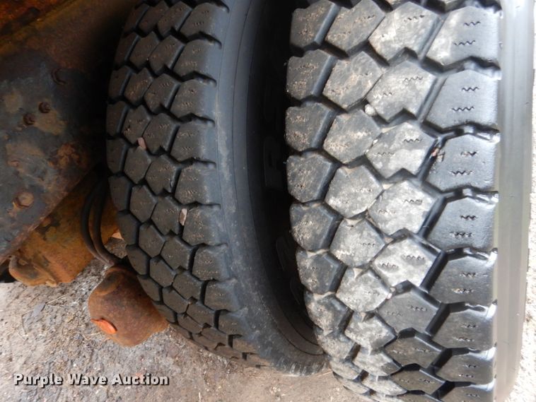 image for item DH5543 2006 International 7400  dump truck