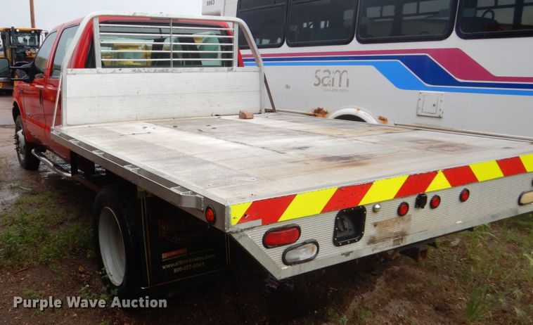 image for item DH5544 2003 Ford F450 Super Duty  Crew Cab flatbed truck