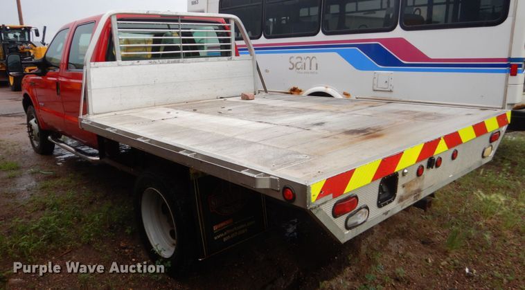 image for item DH5544 2003 Ford F450 Super Duty  Crew Cab flatbed truck
