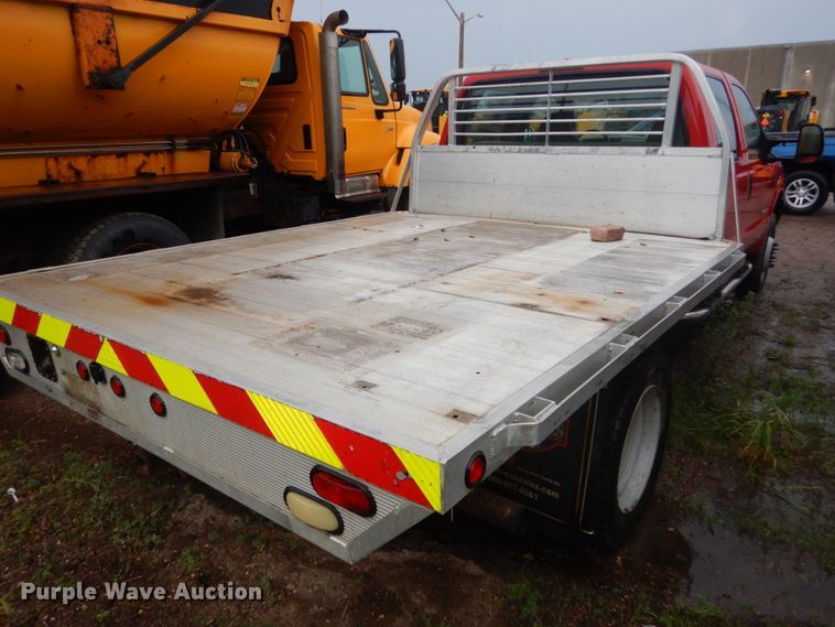 image for item DH5544 2003 Ford F450 Super Duty  Crew Cab flatbed truck