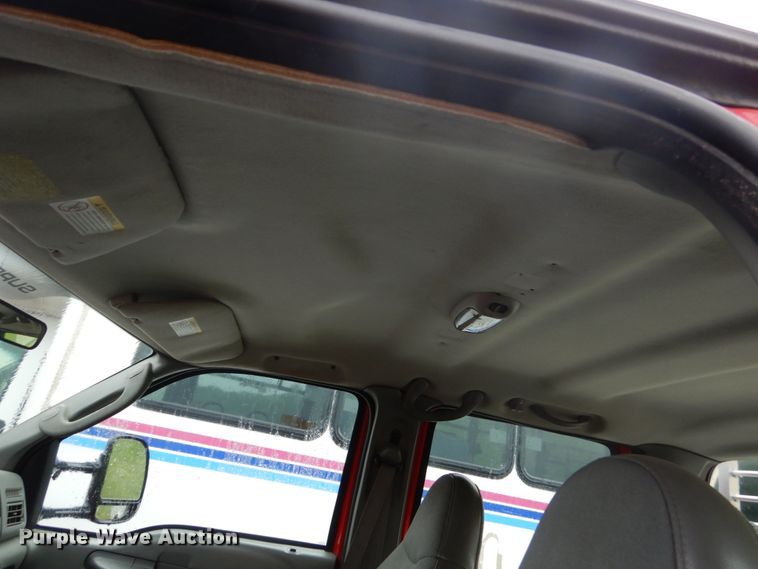 image for item DH5544 2003 Ford F450 Super Duty  Crew Cab flatbed truck