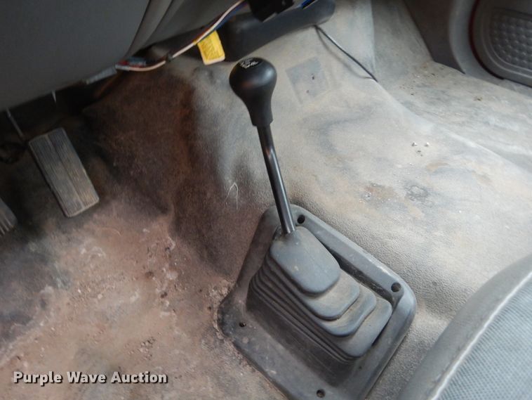 image for item DH5544 2003 Ford F450 Super Duty  Crew Cab flatbed truck