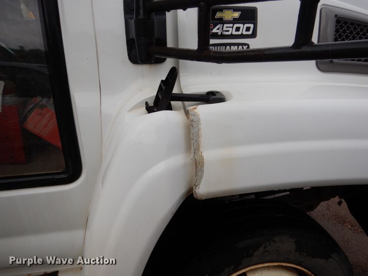 image for item DH5545 2008 Chevrolet C4500  shuttle bus