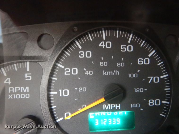 image for item DH5545 2008 Chevrolet C4500  shuttle bus