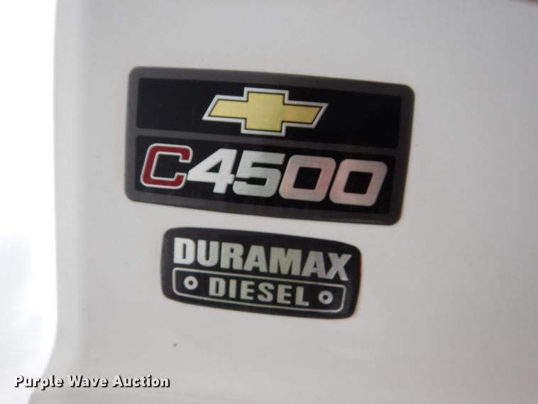 image for item DH5545 2008 Chevrolet C4500  shuttle bus