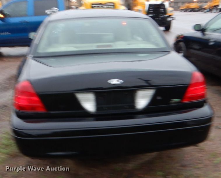 image for item DH5547 2009 Ford Crown Victoria Police Interceptor