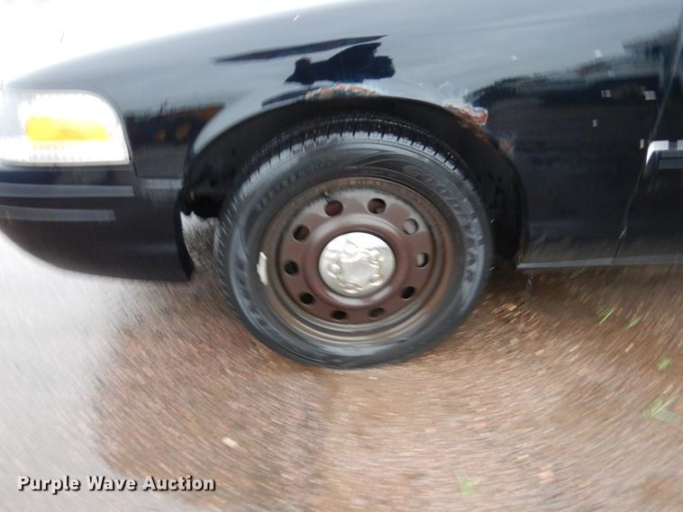 image for item DH5547 2009 Ford Crown Victoria Police Interceptor