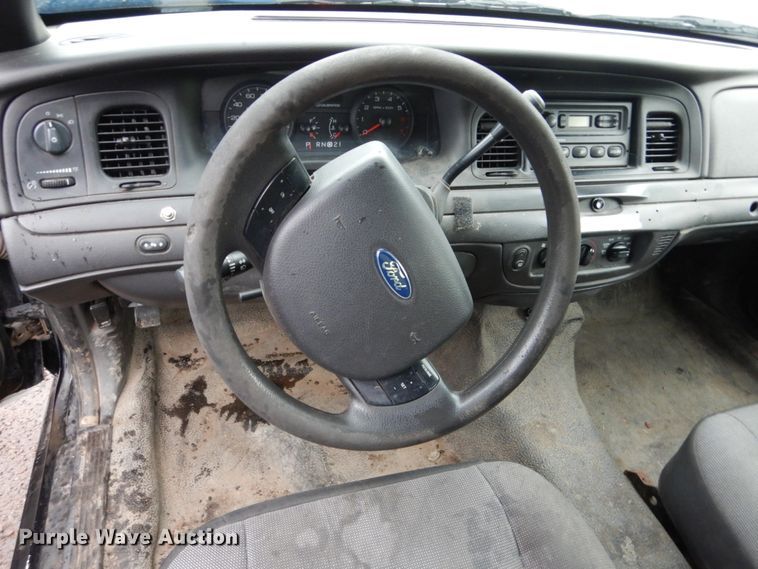 image for item DH5548 2010 Ford Crown Victoria Police Interceptor