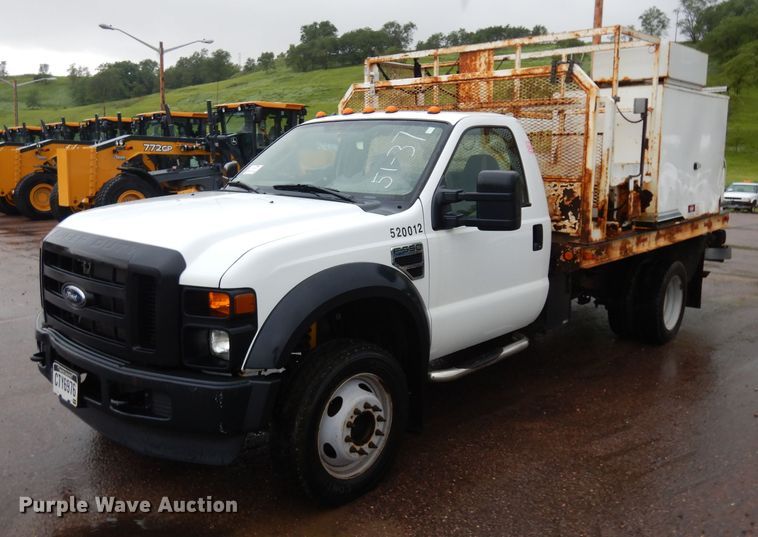 image for item DH5549 2009 Ford F550 Super Duty  flatbed truck with crane