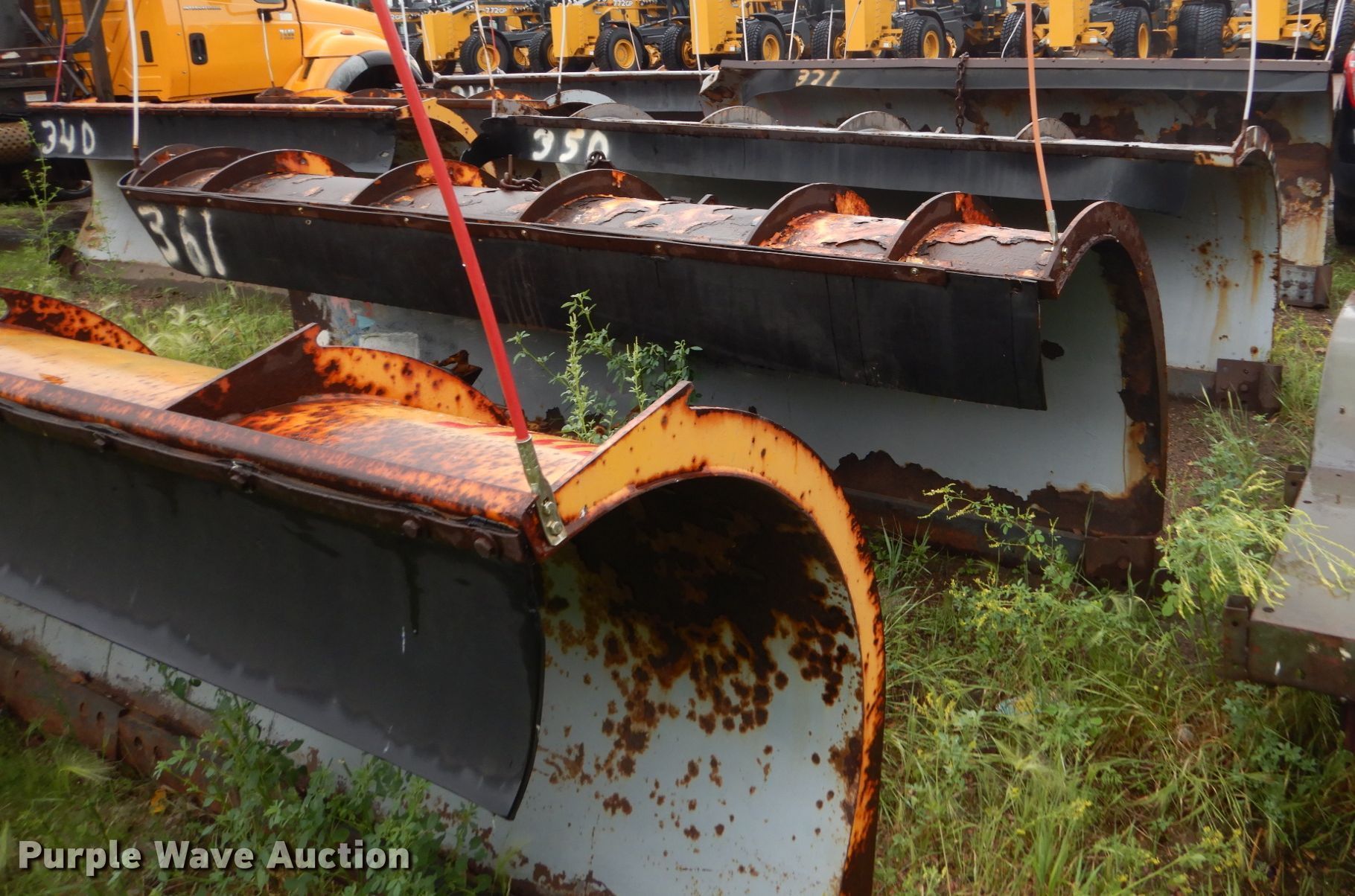 (6) snow plows in Sioux Falls, SD Item DH5541 sold Purple Wave