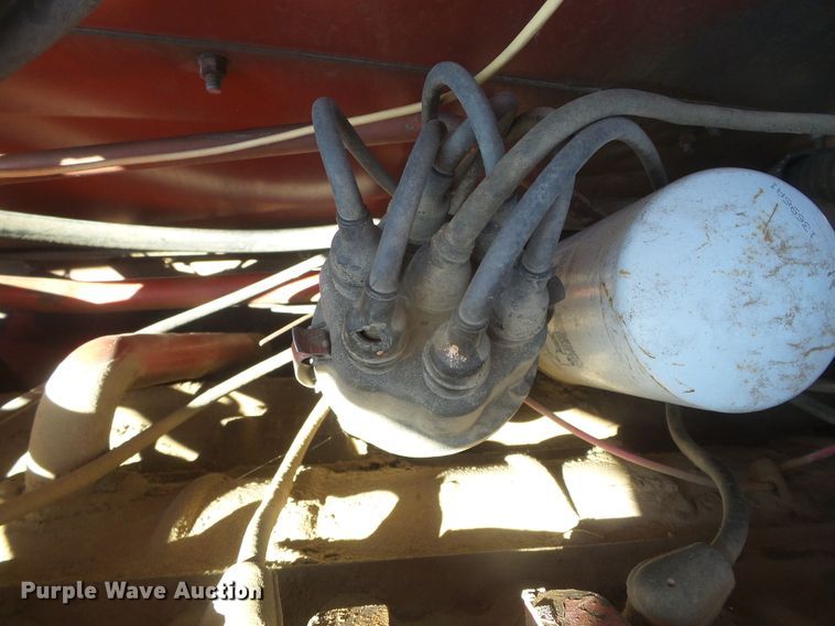 image for item DD0430 International 715 combine