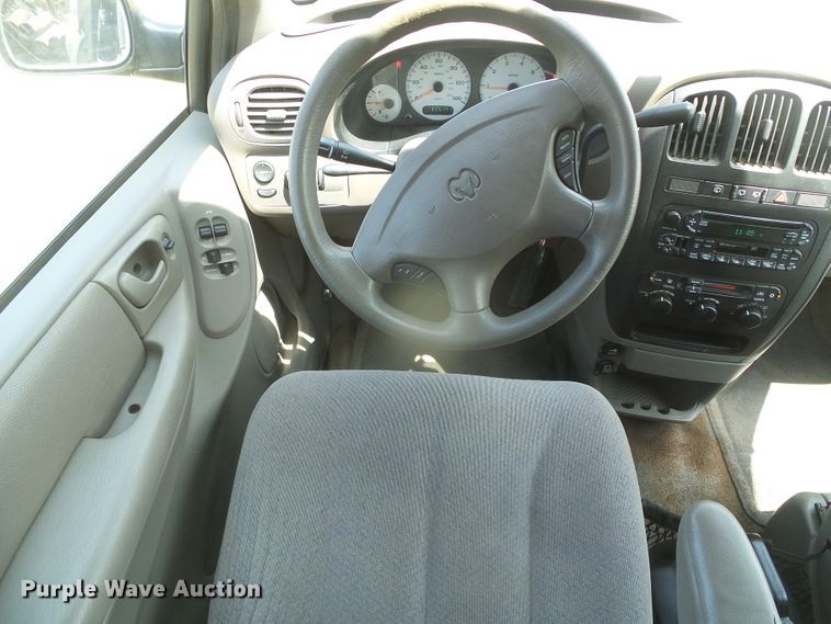 image for item DD0434 2003 Dodge Grand Caravan Sport  van