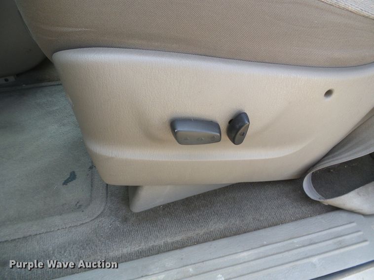 image for item DD0434 2003 Dodge Grand Caravan Sport  van