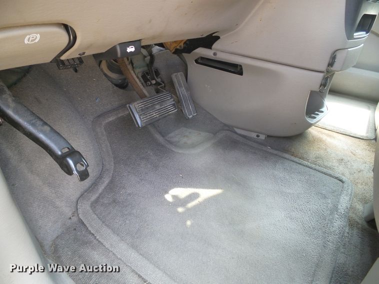 image for item DD0434 2003 Dodge Grand Caravan Sport  van