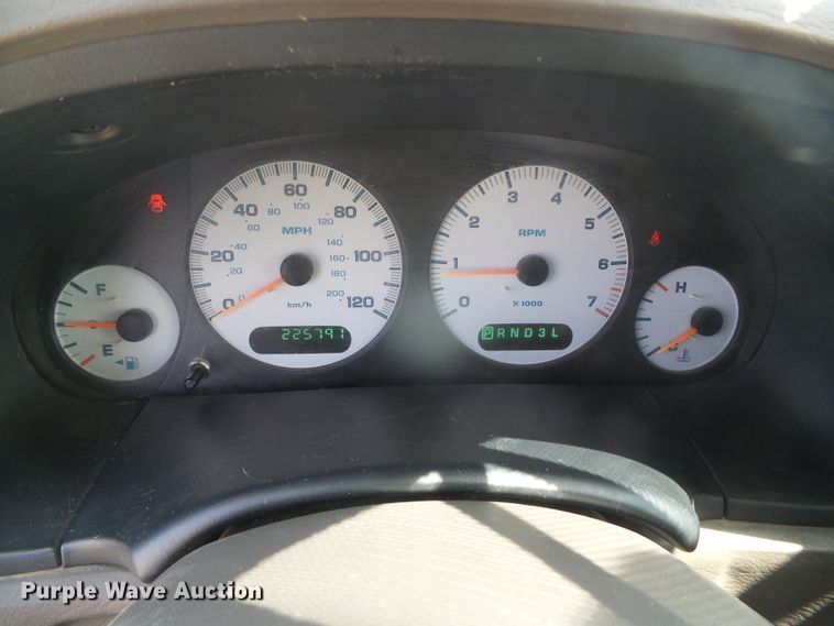 image for item DD0434 2003 Dodge Grand Caravan Sport  van