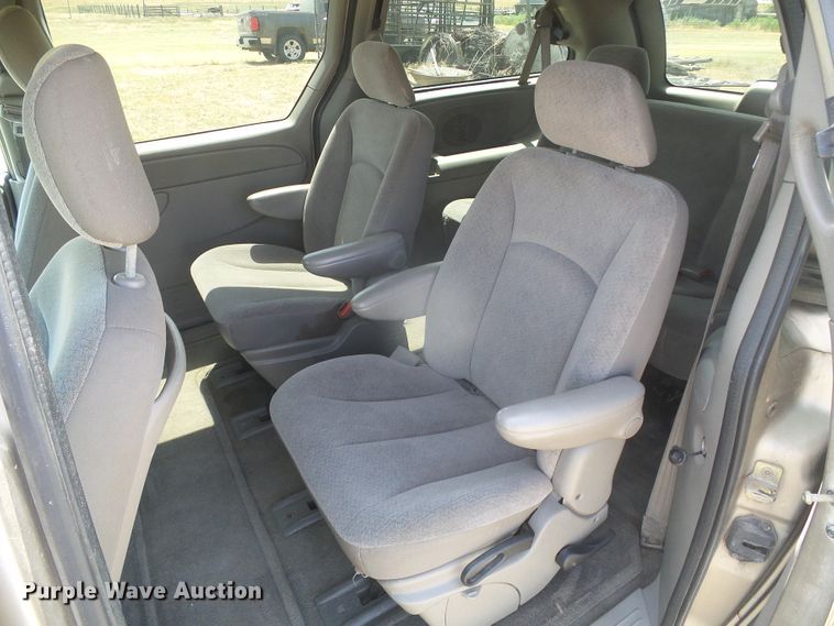 image for item DD0434 2003 Dodge Grand Caravan Sport  van