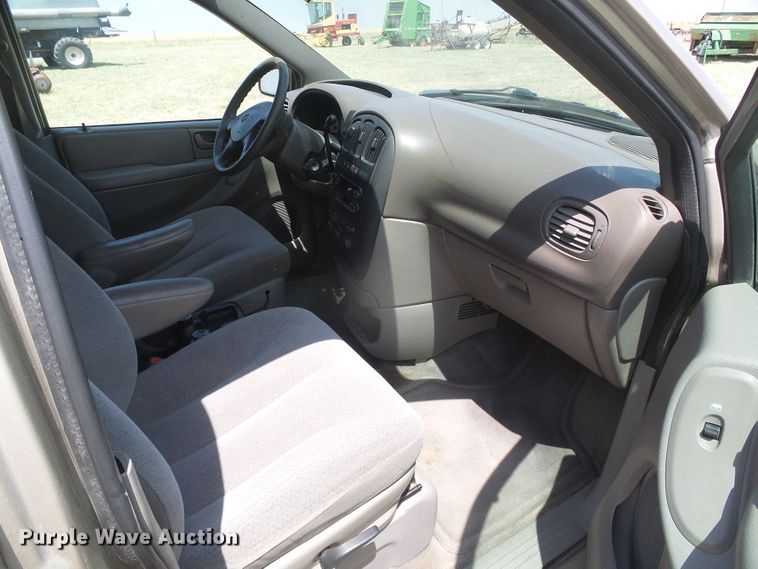 image for item DD0434 2003 Dodge Grand Caravan Sport  van