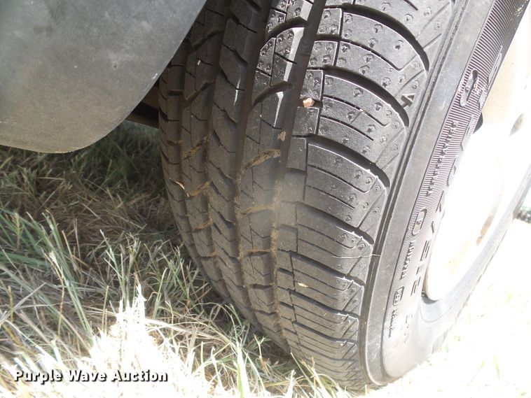 image for item DD0434 2003 Dodge Grand Caravan Sport  van