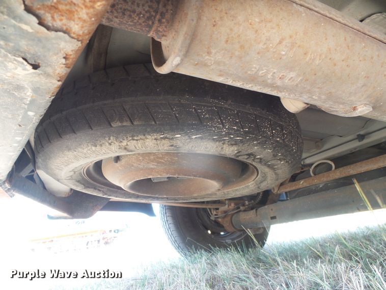 image for item DD0434 2003 Dodge Grand Caravan Sport  van