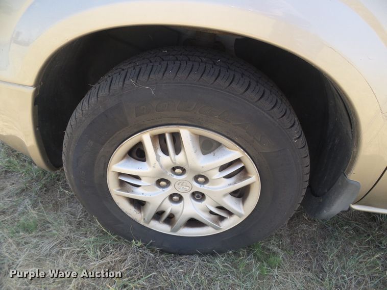 image for item DD0434 2003 Dodge Grand Caravan Sport  van