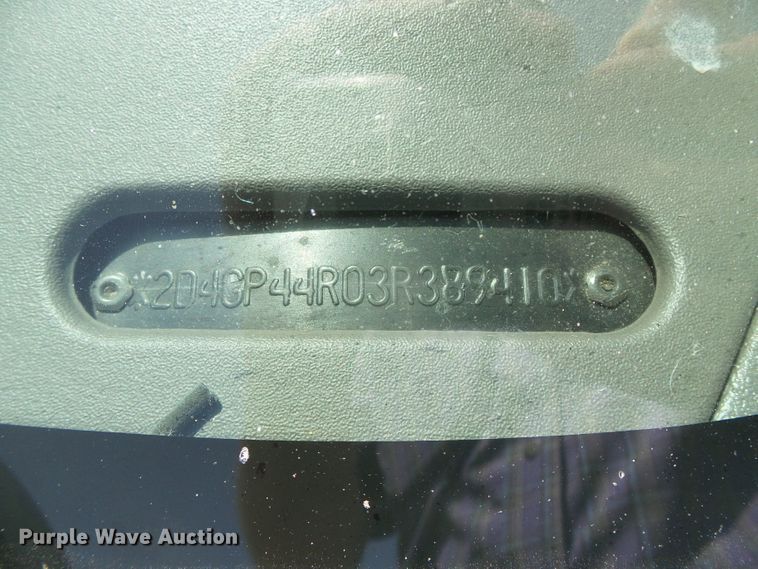 image for item DD0434 2003 Dodge Grand Caravan Sport  van