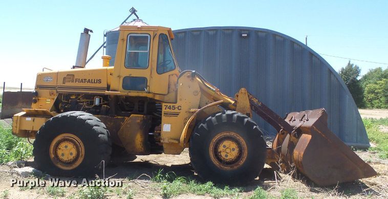 image for item DD0435 Fiat-Allis 745C  wheel loader