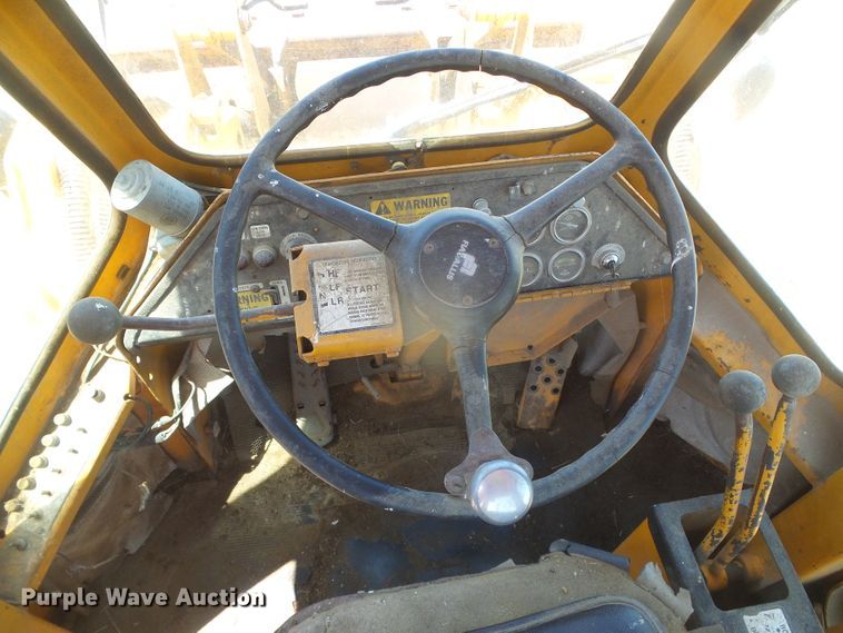 image for item DD0435 Fiat-Allis 745C  wheel loader