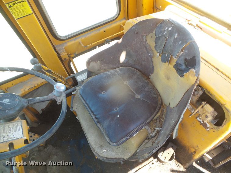 image for item DD0435 Fiat-Allis 745C  wheel loader