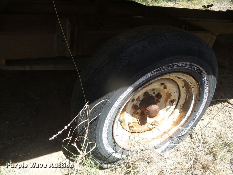 image for item DD0437 Approximately 77 irrigation pipes