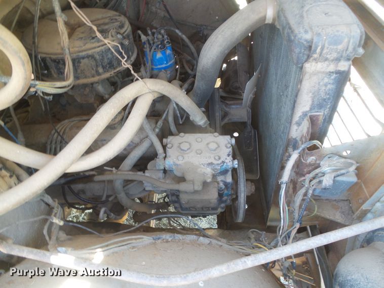 image for item DD0438 1964 Ford N750  dump flatbed truck