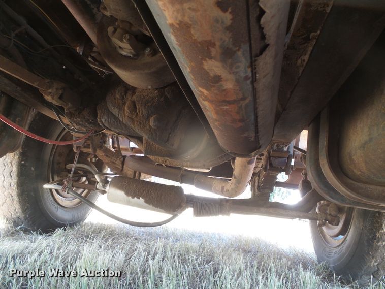 image for item DD0438 1964 Ford N750  dump flatbed truck