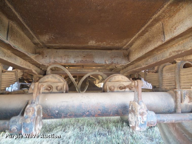 image for item DD0438 1964 Ford N750  dump flatbed truck