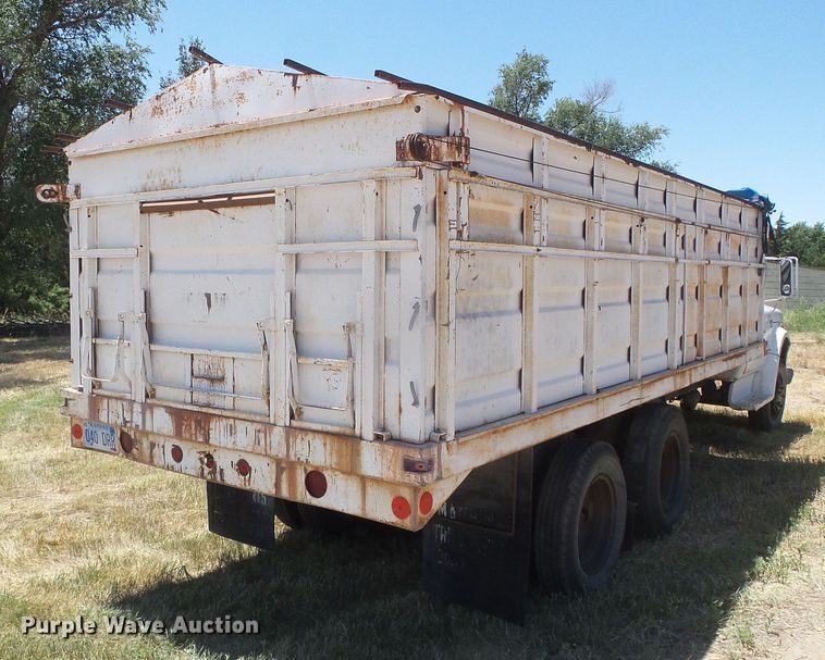 image for item DD0439 1968 Chevrolet 50  grain truck