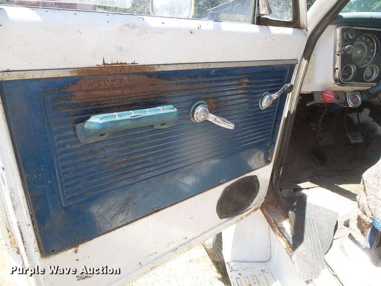 image for item DD0439 1968 Chevrolet 50  grain truck