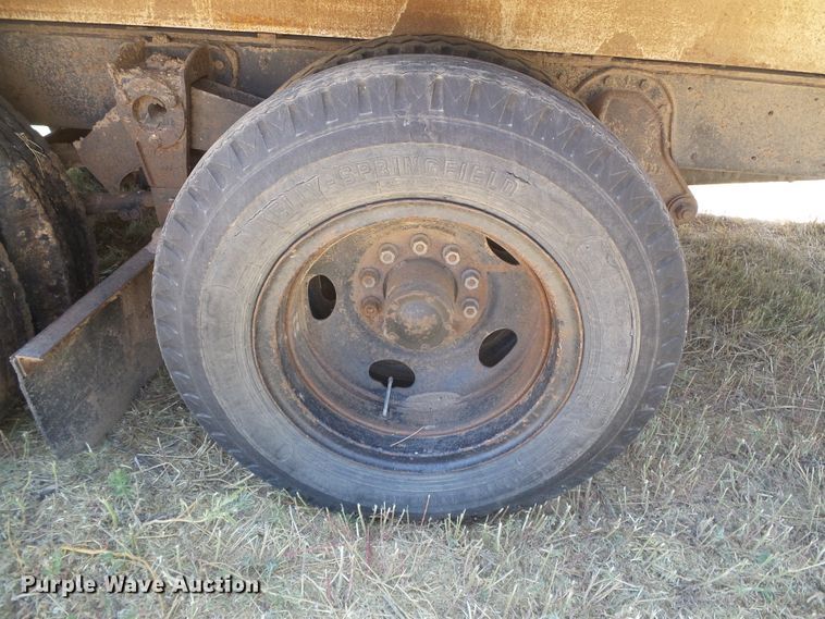 image for item DD0439 1968 Chevrolet 50  grain truck