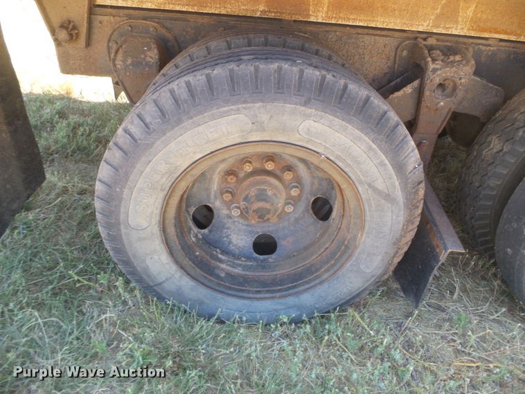 image for item DD0439 1968 Chevrolet 50  grain truck